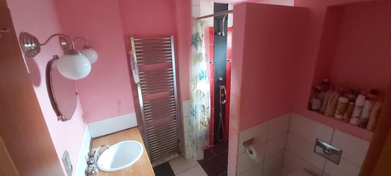 Chata U Rybnika Msecke Zehrovice المظهر الخارجي الصورة